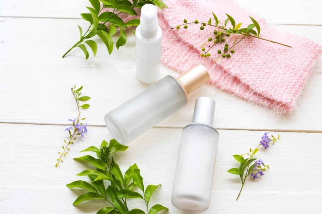 고함량의 오일(4.5%)을 함유한 무향 토너 처방을 만드는 방법은?